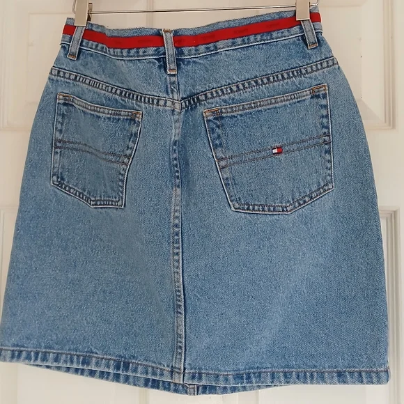 Vintage Tommy Hilfiger denim skirt - Picture 3 of 9